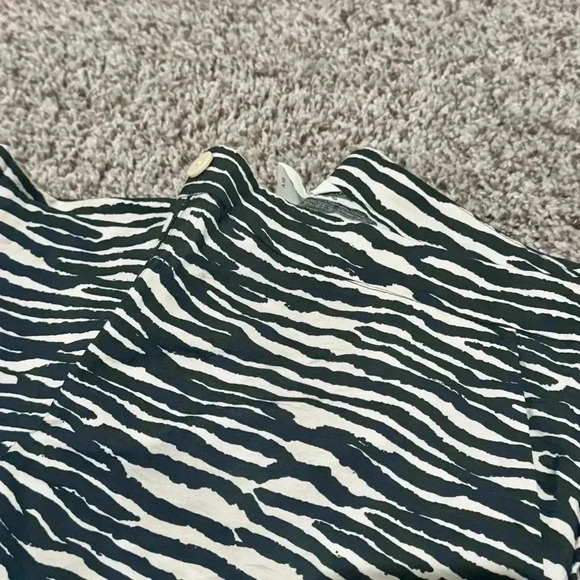 Animal Print Wide Legs Tailored Pants - Picture 2 of 6